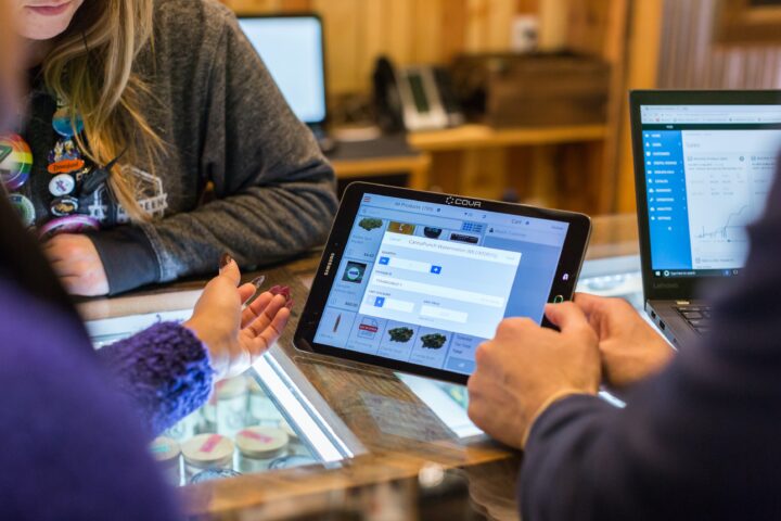 10 Ways Your Business Can Better Track Its Finances