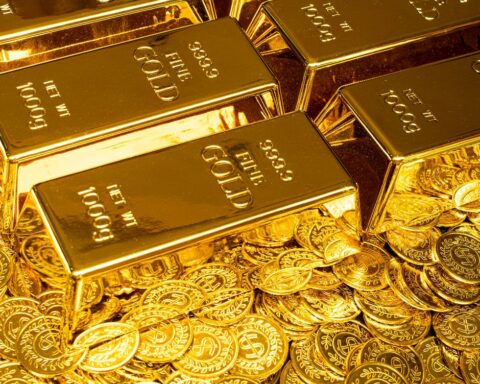 Gold Price Today Hits Record $4970